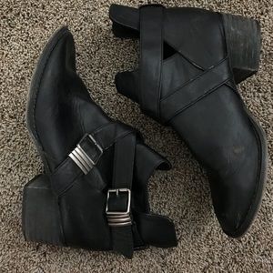 Black western booties